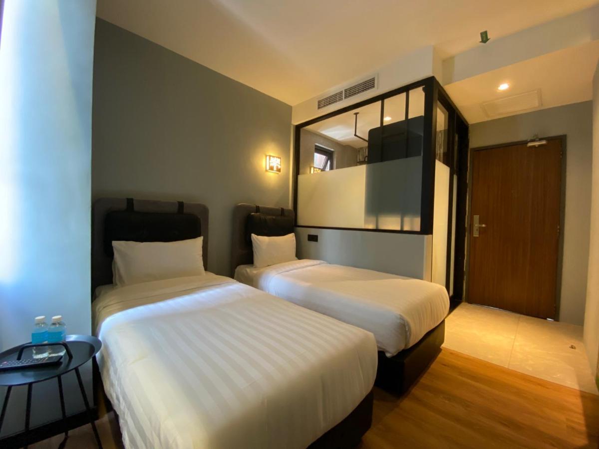 The Seraya Hotel Кота Кинабалу Екстериор снимка